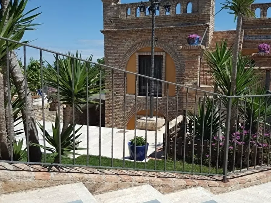 Immagine 29 di Villa in vendita  a Tortoreto