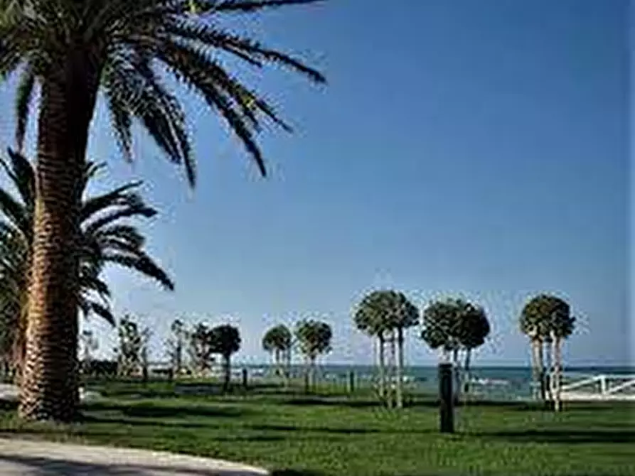 Immagine 6 di Appartamento in vendita  a Grottammare