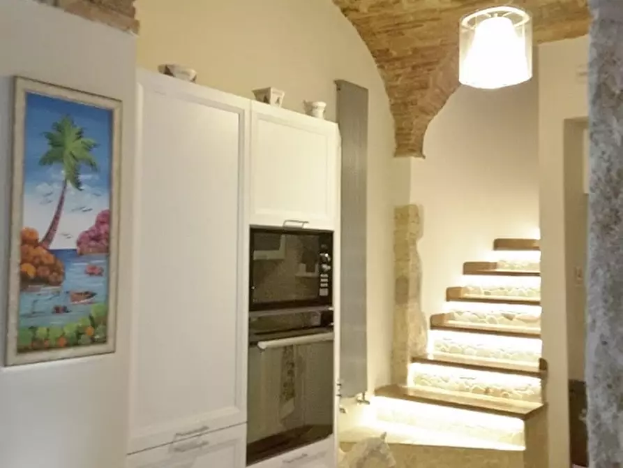 Immagine 4 di Casa indipendente in vendita  a Ascoli Piceno