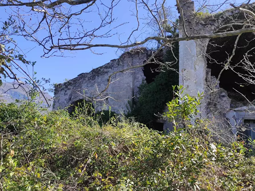 Immagine 7 di Palazzo in vendita  a Fisciano