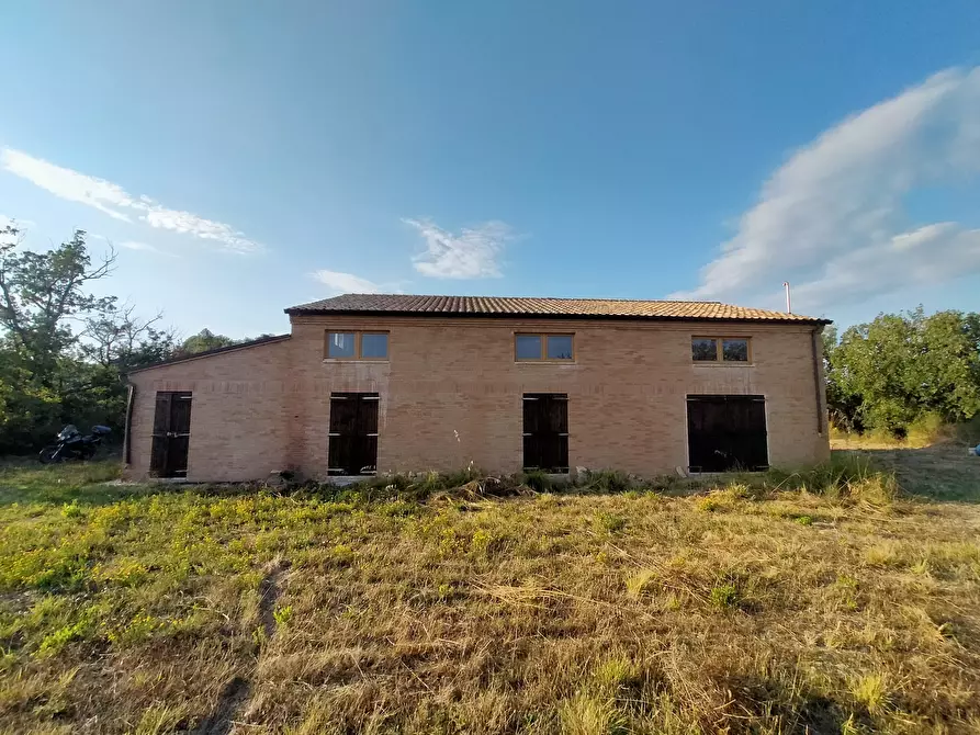 Immagine 1 di Casa indipendente in vendita  a Monterubbiano