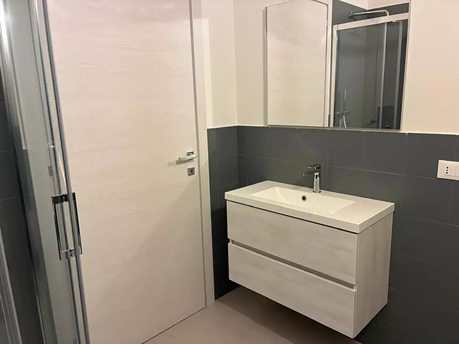 Immagine 11 di Appartamento in affitto  a San Benedetto Del Tronto