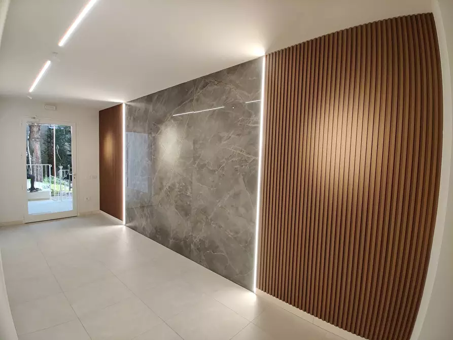 Immagine 19 di Appartamento in vendita  a Grottammare