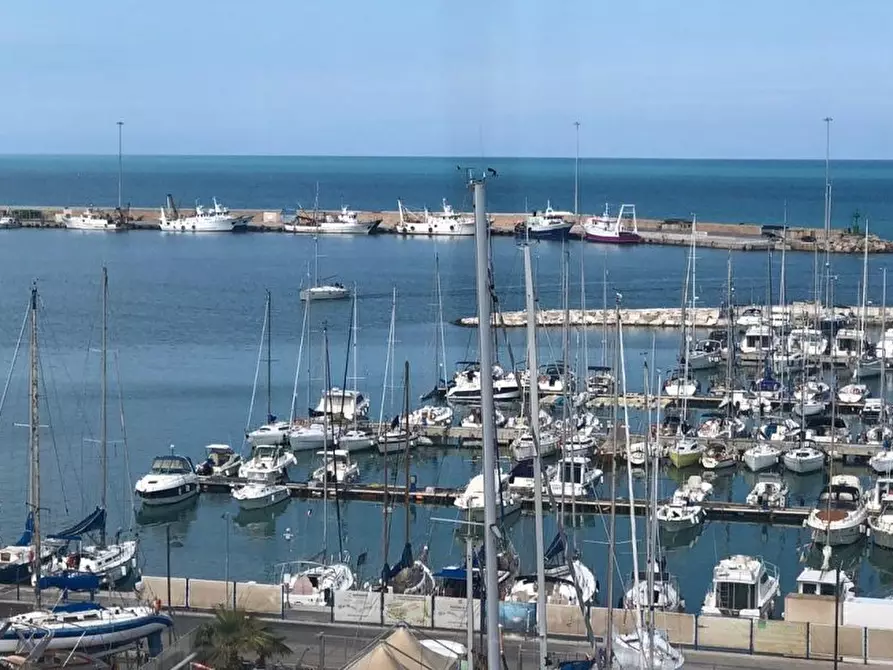 Immagine 3 di Terreno industriale in affitto  a San Benedetto Del Tronto