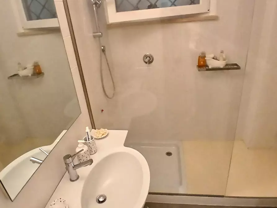 Immagine 53 di Casa indipendente in vendita  a San Benedetto Del Tronto