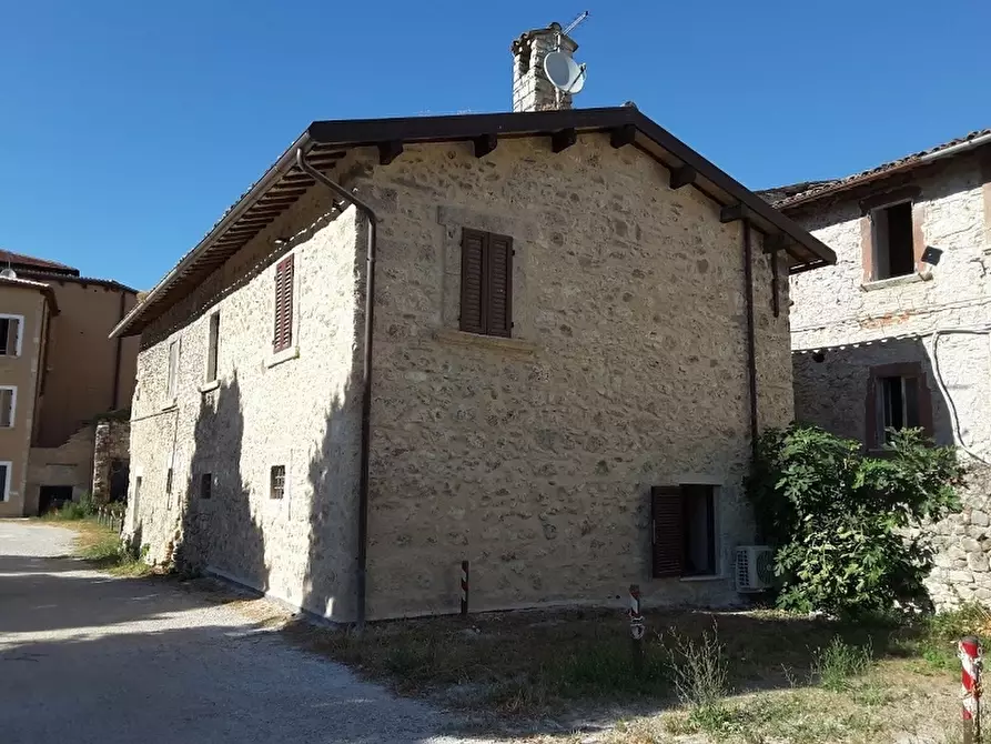 Immagine 20 di Casa indipendente in vendita  a Ascoli Piceno