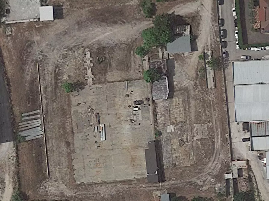 Immagine 4 di Terreno industriale in affitto  a Ripatransone