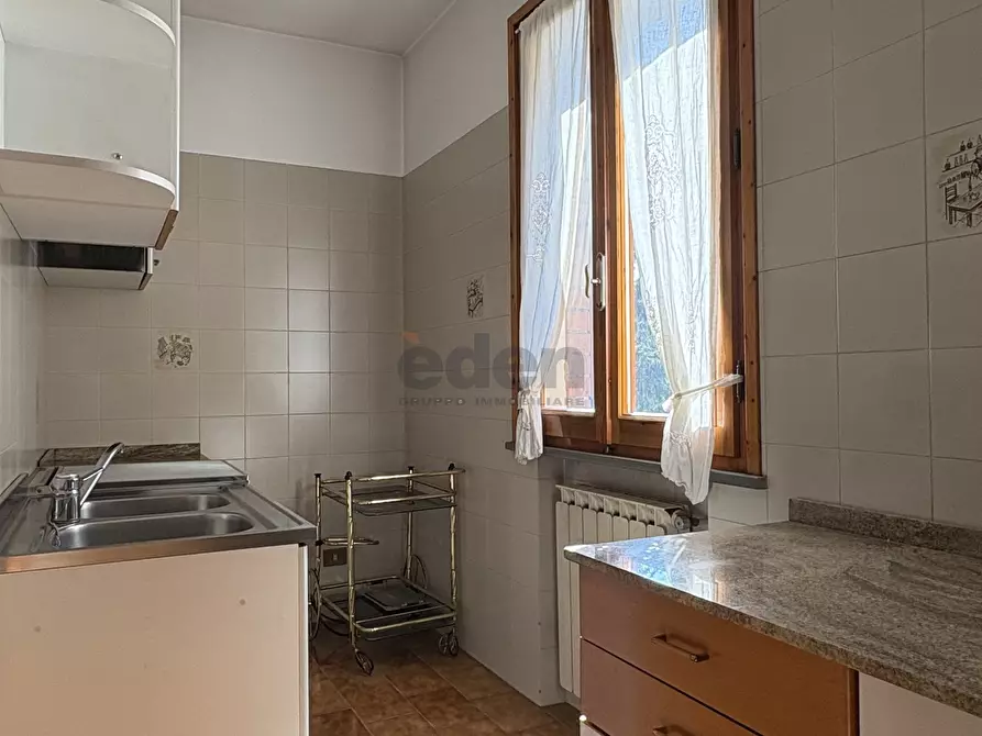 Immagine 17 di Casa trifamiliare in vendita  in Corso Martiri 242 a Castelfranco Emilia