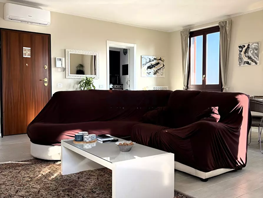 Immagine 2 di Casa indipendente in vendita  in Strada Statale 9 Via Emilia 116 a Castelfranco Emilia