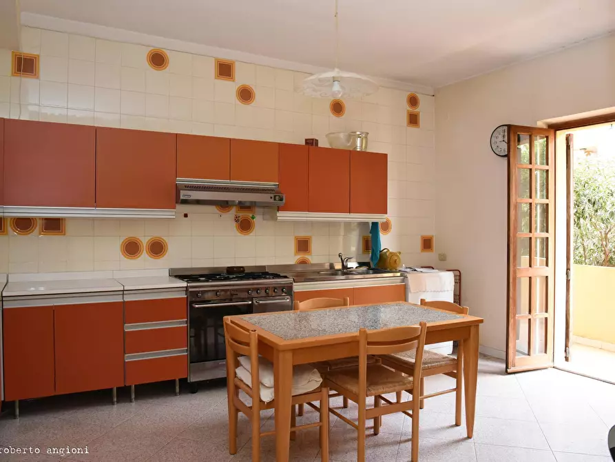 Immagine 12 di Casa bifamiliare in vendita  a Quartu Sant'elena
