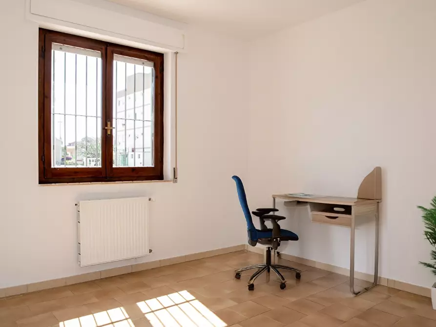 Immagine 15 di Ufficio in affitto  a Quartu Sant'elena