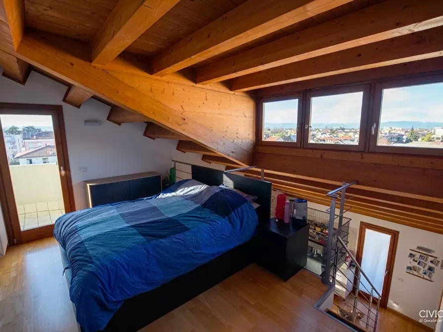 Immagine 1 di Loft/Open space in affitto  in Via Sicilia a Rubano