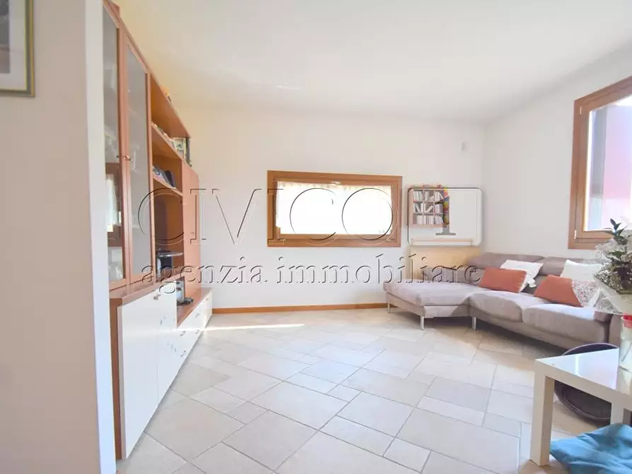 Immagine 4 di Casa bifamiliare in vendita  in Via Negrin 13 a Camisano Vicentino