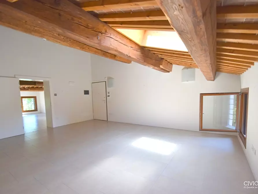 Immagine 12 di Casa bifamiliare in affitto  in Via Giuseppe Garibaldi 16/B a San Pietro In Gu