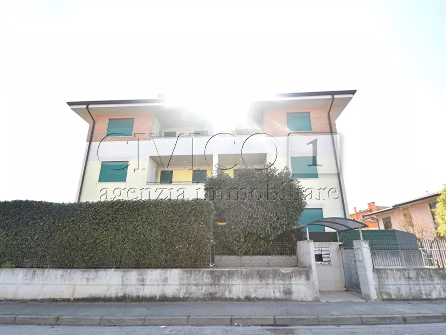 Immagine 1 di Appartamento in vendita  in Via Gorizia 52 a Torri Di Quartesolo