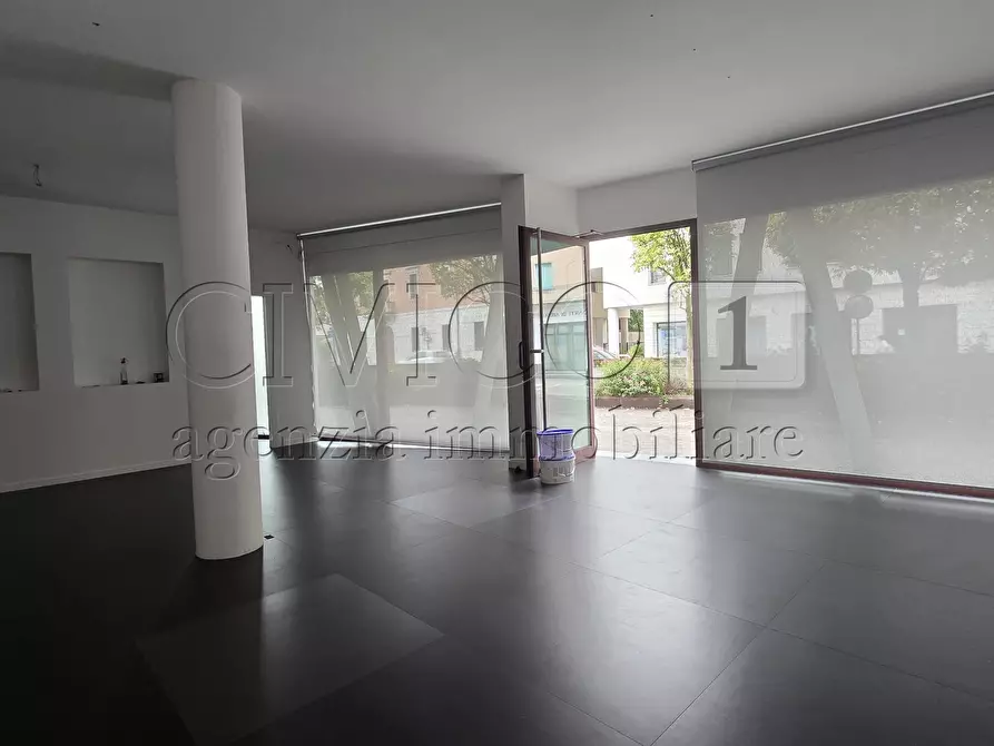 Immagine 4 di Ufficio in vendita  in Via Legione Antonini 112 a Vicenza