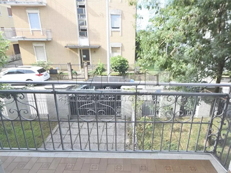 Immagine 5 di Casa bifamiliare in affitto  in ViaLE DELLA PACE 100 a Vicenza