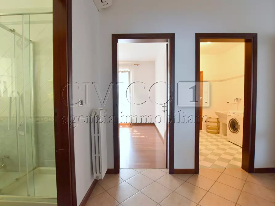 Immagine 38 di Villa in vendita  in Via Bolzano a Saonara