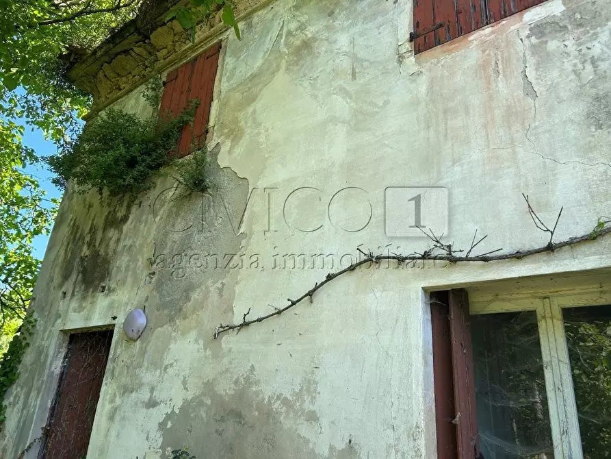 Immagine 8 di Rustico / casale in vendita  in Via Tavella 10 a Barbarano Mossano