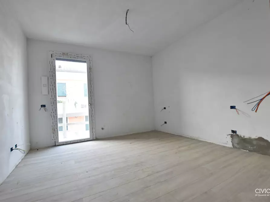 Immagine 17 di Casa trifamiliare in vendita  in Via Dalmazia a Curtarolo