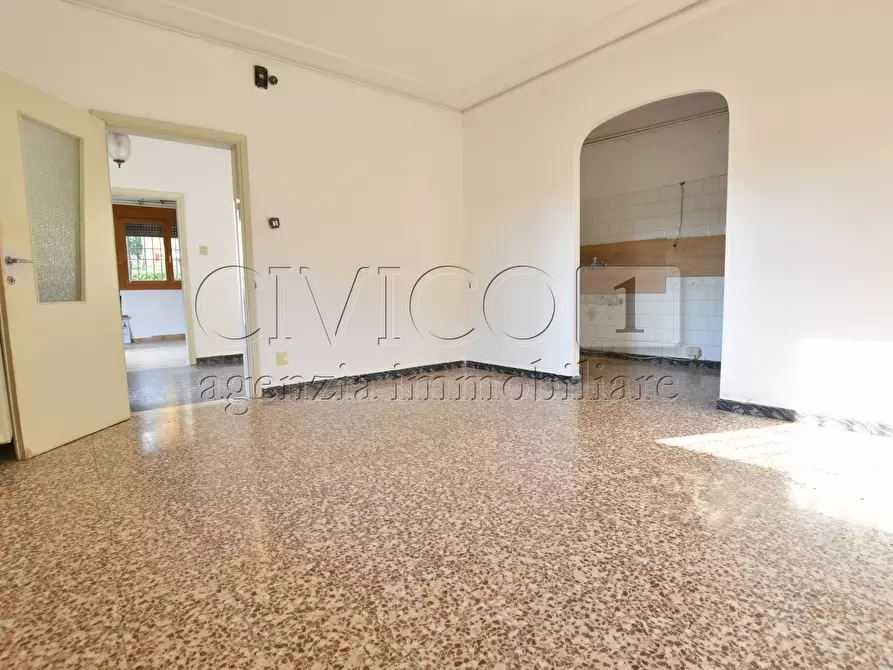 Immagine 3 di Villa in vendita  a Padova