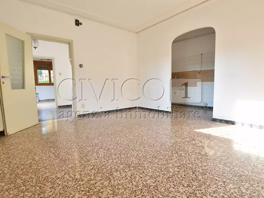 Immagine 3 di Villa in vendita  a Padova