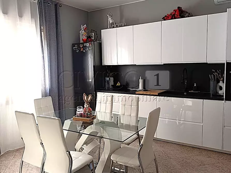 Immagine 2 di Villetta a schiera in vendita  in Piazza Umberto I' a Albettone