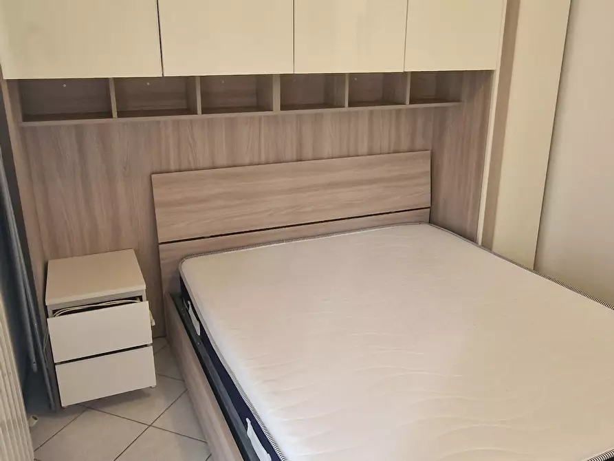 Immagine 13 di Bilocale in affitto  in via Bossi 13 a Somma Lombardo