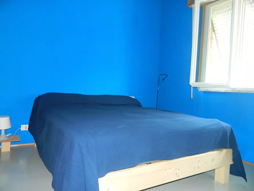 Immagine 2 di Appartamento in vendita  in Via Piero Gobetti a Ortonovo