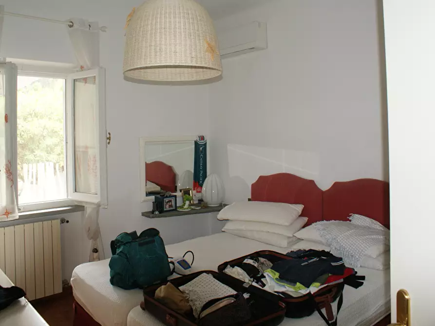 Immagine 11 di Casa semindipendente in vendita  in Via C. A. Fabbricotti 18 a Ameglia