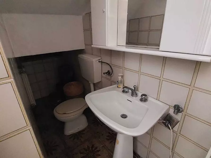 Immagine 4 di Casa semindipendente in vendita  in Via Luigi Einaudi 30 a Ameglia