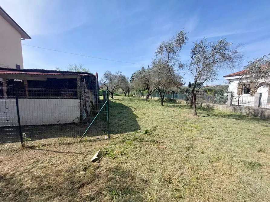 Immagine 1 di Casa semindipendente in vendita  in Via Cisa 40 a Sarzana