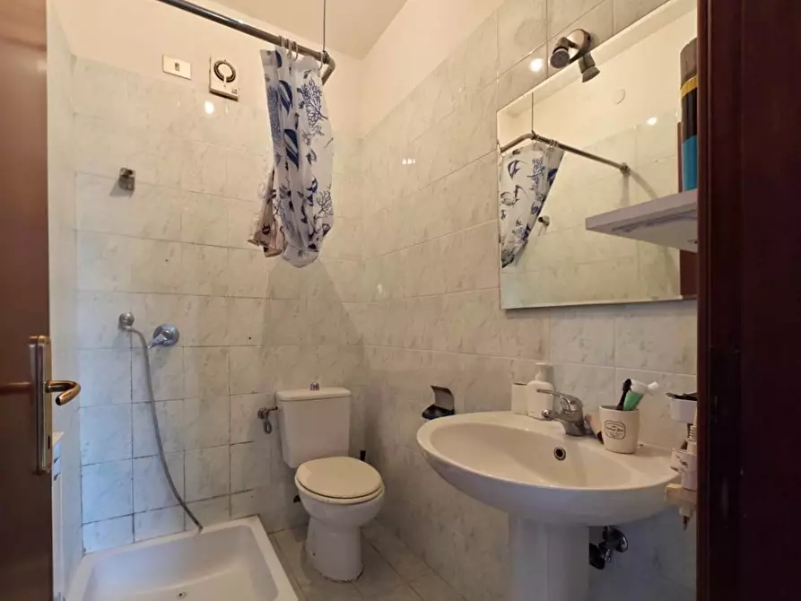 Immagine 23 di Appartamento in vendita  in Via Nave a Sarzana