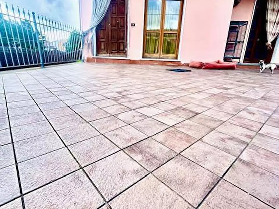 Immagine 2 di Appartamento in vendita  in Piazza Dino Ricchetti 2 a Sarzana