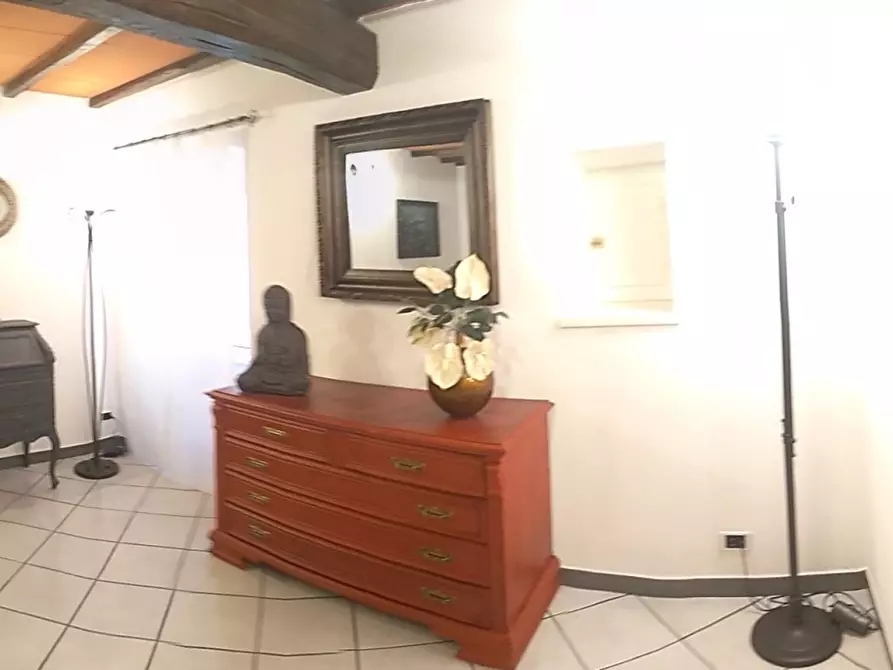 Immagine 4 di Casa semindipendente in vendita  in Piazza della Chiesa 15 a Ortonovo