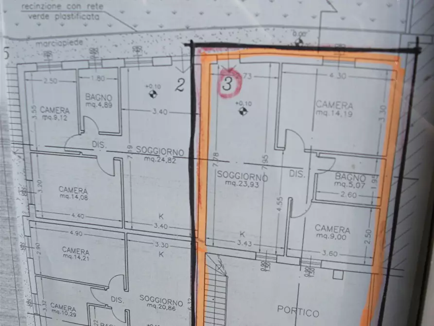 Immagine 2 di Casa semindipendente in vendita  in Strada Statale 1 270 a Ortonovo