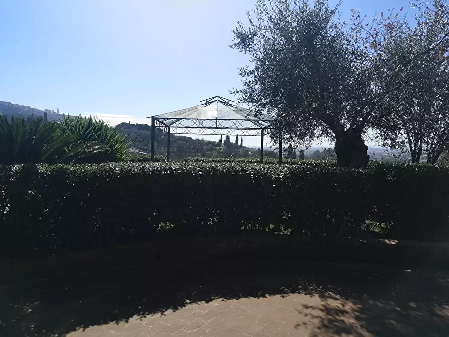 Immagine 11 di Villa in vendita  in Via Montecchio 70 a Castelnuovo Magra