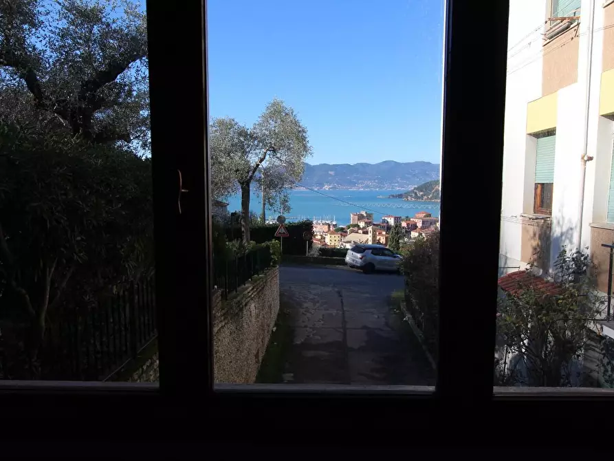 Immagine 20 di Appartamento in vendita  in Via Carbognano 3 ° Traversa a Lerici