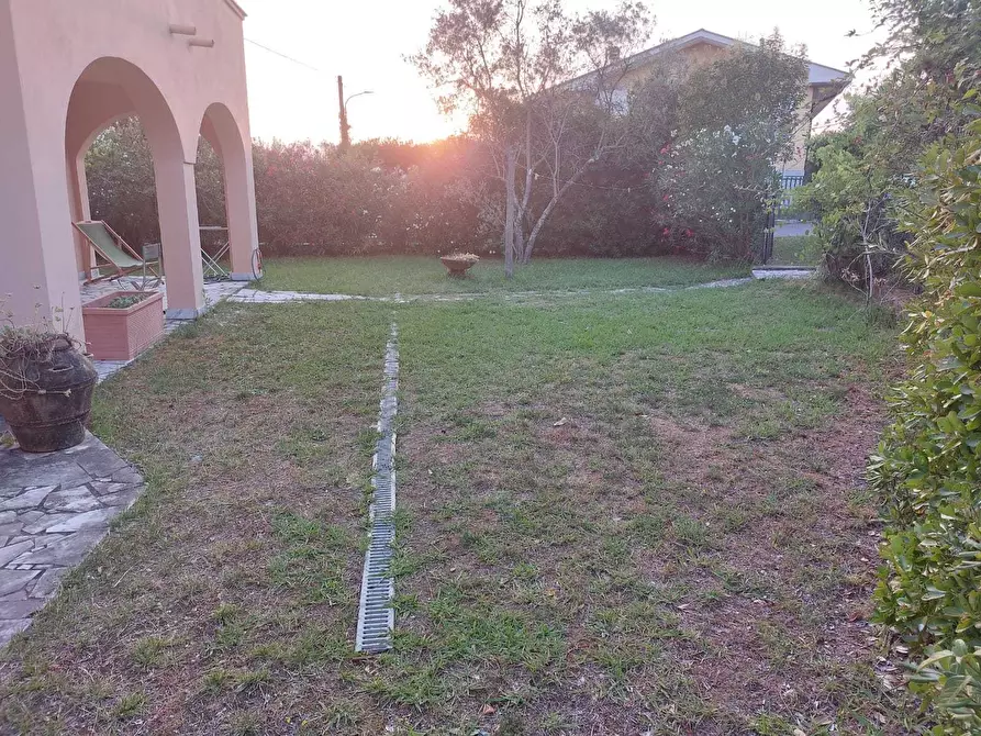 Immagine 9 di Casa semindipendente in vendita  in Via del Maggiore 44 a Castelnuovo Magra