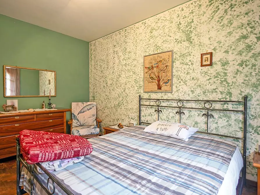 Immagine 19 di Villetta a schiera in vendita  in Via Piagola 24 a Massa