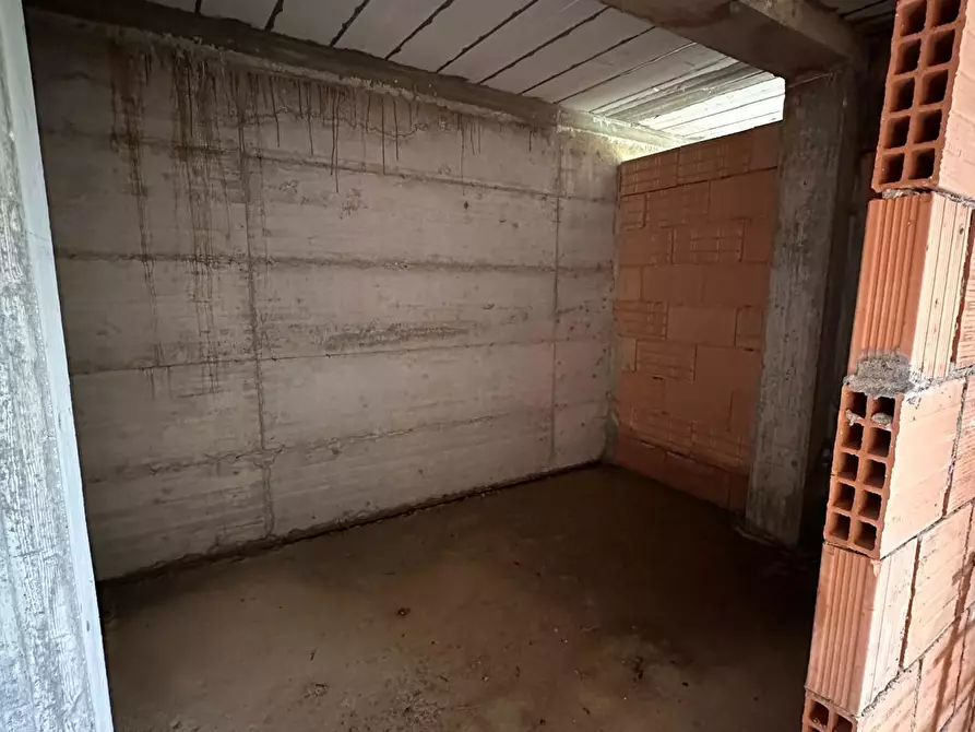 Immagine 15 di Villa in vendita  in Via Nave 14 a Sarzana