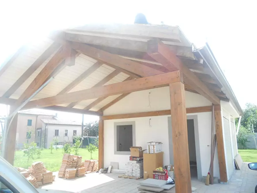 Immagine 30 di Casa semindipendente in vendita  a Castelnuovo Magra