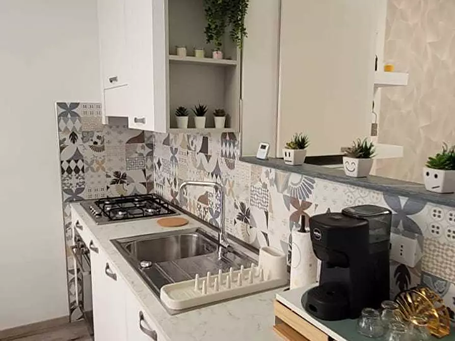 Immagine 2 di Appartamento in vendita  in Via Persio a Ameglia