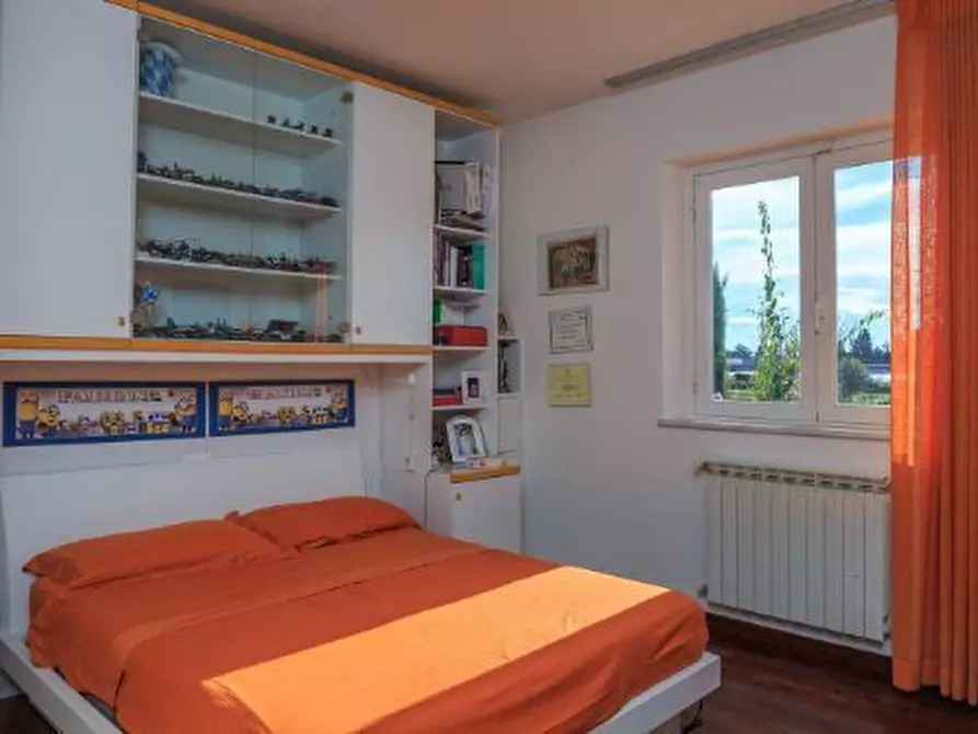 Immagine 15 di Casa semindipendente in vendita  in Viale XX Settembre 25 a Carrara