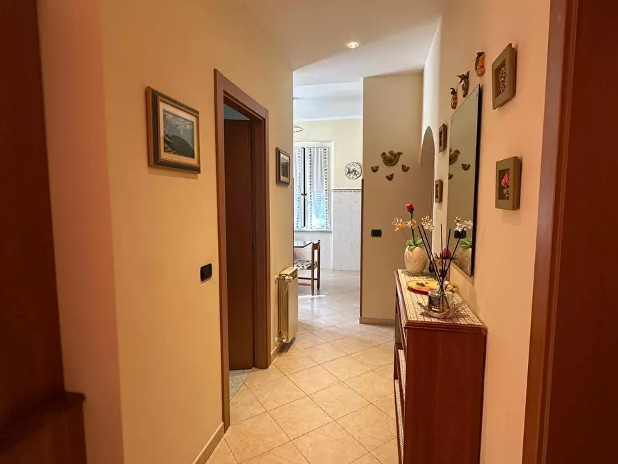 Immagine 6 di Villa in vendita  in Via della Resistenza 38 a Castelnuovo Magra