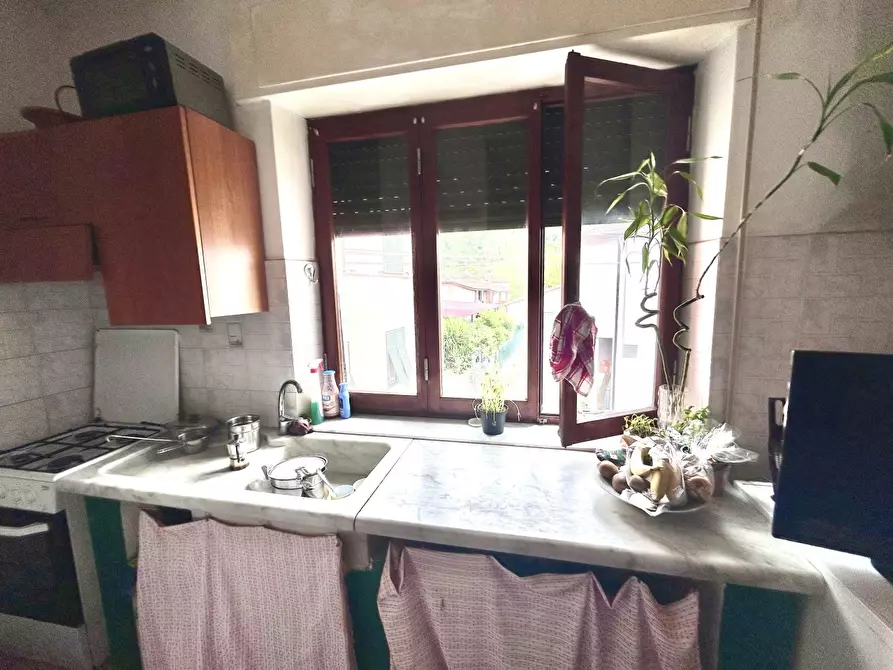 Immagine 9 di Casa semindipendente in vendita  in Via Serravalle 15 a Ortonovo