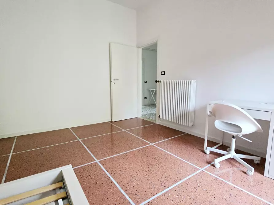 Immagine 10 di Quadrilocale in affitto  a Bologna