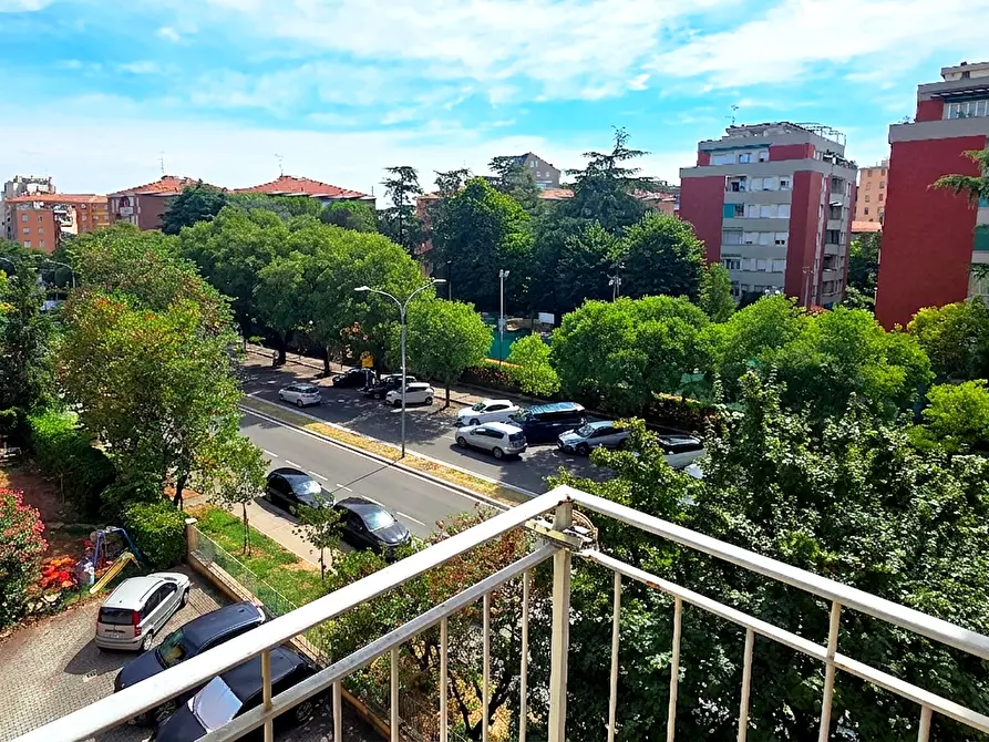 Immagine 5 di Trilocale in affitto  a Bologna