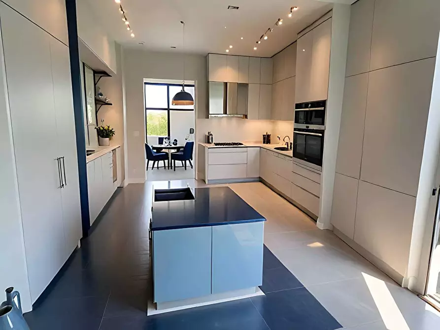 Immagine 10 di Casa bifamiliare in vendita  in Via Africa Orientale 43 a San Felice Circeo