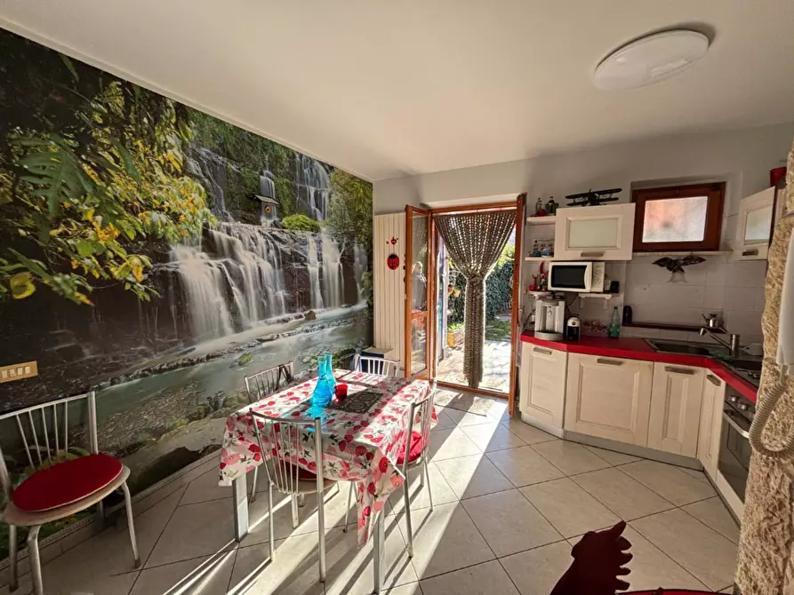 Immagine 18 di Quadrilocale in vendita  in Via Trana 2 a Sangano